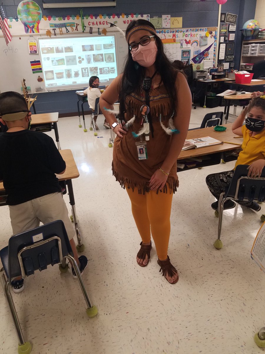 Flats_Tweets's tweet photo. ...one of my favorite units to teach when I taught 2nd grade was Native Americans in Social Studies🌎. If only I could have been a student and had these amazing teachers ✏📚💡🍎👩‍🏫as my own. 😍

@collierschools @SPEHAWKSNAPLES https://t.co/vIdCcC5kwU
