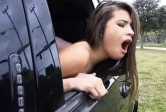 frasesdem3rda's tweet photo. Quando a estrada é cheia de curvas e ficas com vontade de vomitar https://t.co/K71FpGYA2q