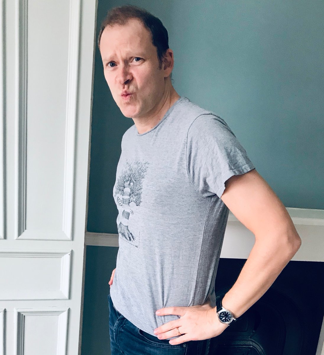 PEEP SHOW JEZ T-SHIRT CHARITY AUCTION ALL CAPS. Get a t-shirt as worn by me in Peep Show. Washed but not ironed. Xmas gift sensation! 100% cash goes to @TrussellTrust 
tinyurl.com/y2retby4
tinyurl.com/yyeuobmz
tinyurl.com/y2retby4
tinyurl.com/yycs7ygn