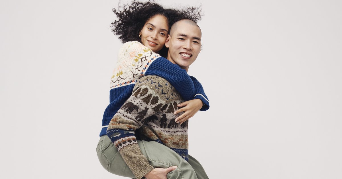 Attention West Coast J.Crew &amp; J.Crew Factory lovers! We're #hiring Sales Associates this holiday season to join our team of passionate, fun-loving individuals. Want to #JoinTheCrew in a store near you? Click the link below to apply!

ow.ly/n4FH50CmgSP