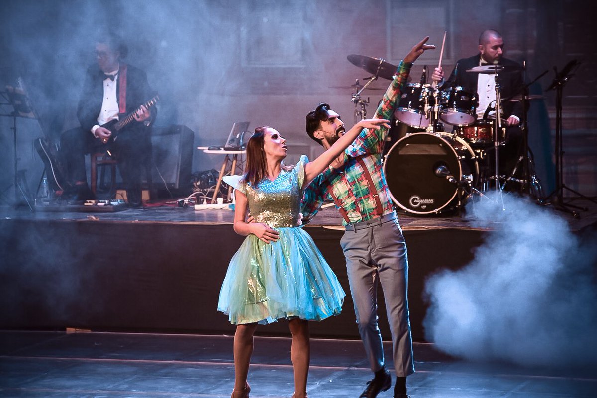 ‼️HOY‼️ “Sueños de Broadway” por streaming a las 9:00 pm.

Compra tus boletos aquí ⬇️
eticket.mx/paso1a.aspx?id…

Revive los mejores éxitos de Broadway con nosotros. 🎭
.
.
#gerardoquirozproducciones #teatrocentenariocoyoacan #teatro #FelizViernesATodos #hoy #streaming