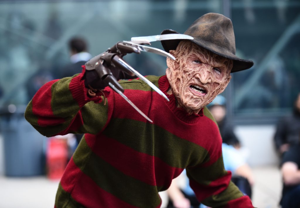 Horror legend Robert Englund — aka Freddy Kreuger — joins 'Stranger Things 4,' along with 7 other cast members 

(Via <a href="/Stranger_Things/">stranger things</a>)