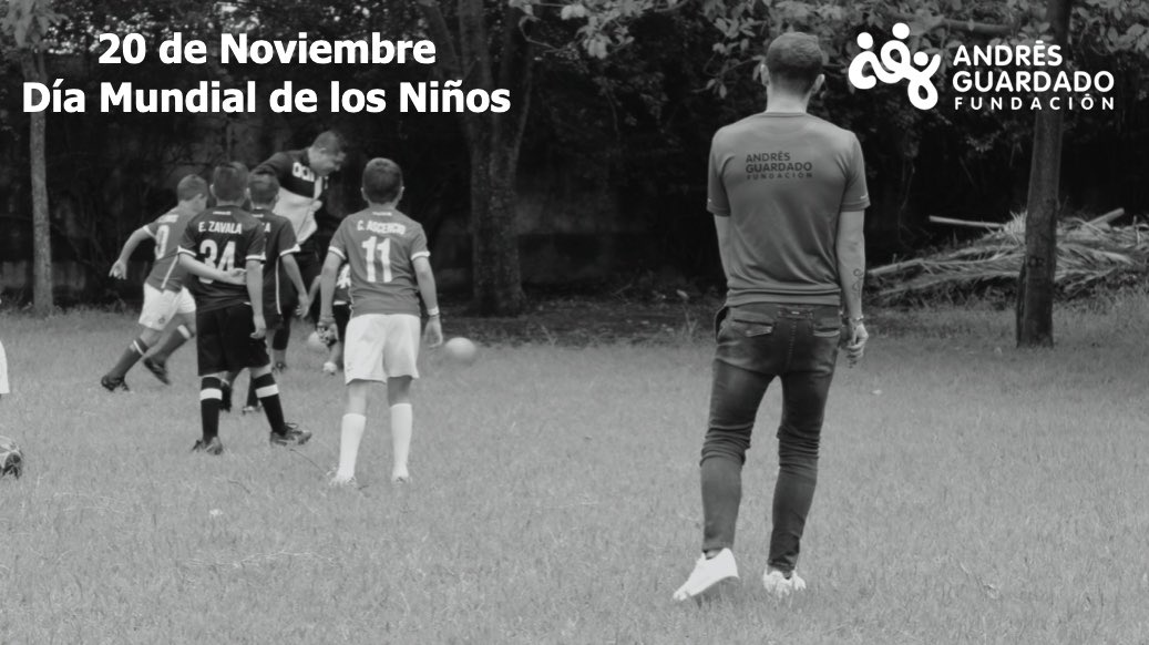 FundGuardado's tweet photo. Hoy conmemoramos el #DíaUniversalDelNiño, que es un gran día para recordar que en la fundación estamos comprometidos con los derechos de las y los niños, y trabajamos en darles educación y salud por medio del deporte. https://t.co/TND7UYDdLL