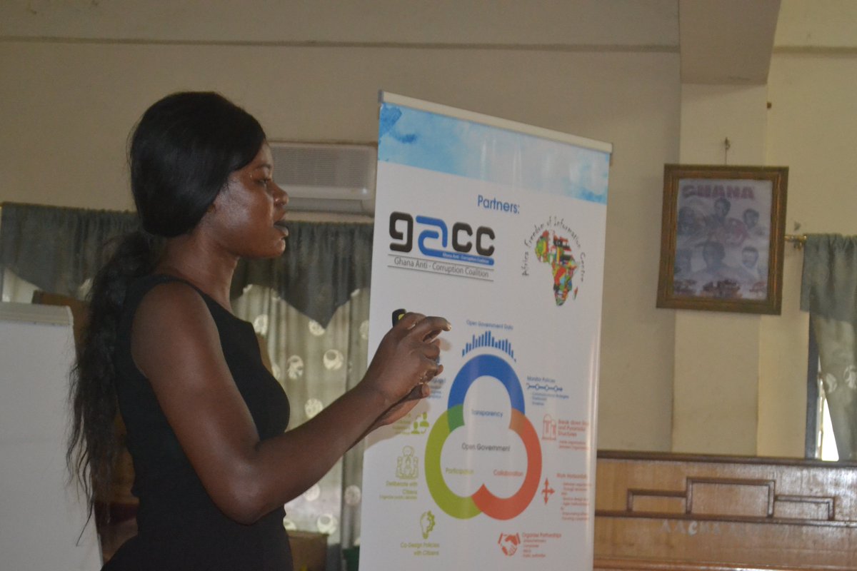 GACC_GHANA's tweet image. Training for key partners selected from the #Konongo and #Techiman on #Disclosure of Information in the Procurement Process 

#Improving delivery of health &amp;amp; education infrastructure services 

This initiative  is in partnership with @africafoicentre  funded by @Hewlett_Found