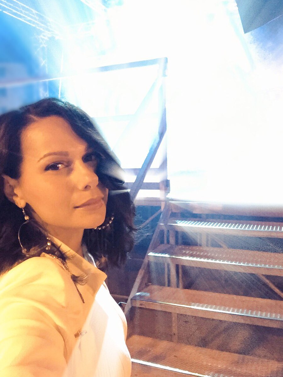 ErikadeBonis's tweet photo. I miss being on stage ...💕
What about you?
•
•
#Erika #ErikadeBonis #BackInTime #TBT #Memories #BehindTheScenes #Concerts #Answers #Backstage #Performing #ItalianSinger #Relations #Ditto #IDontKnow #IThinkAboutYou #SecondOfJune #SeeTheWholeWorldChange #Feelings #IMissPerform https://t.co/QLXMHRzGDA