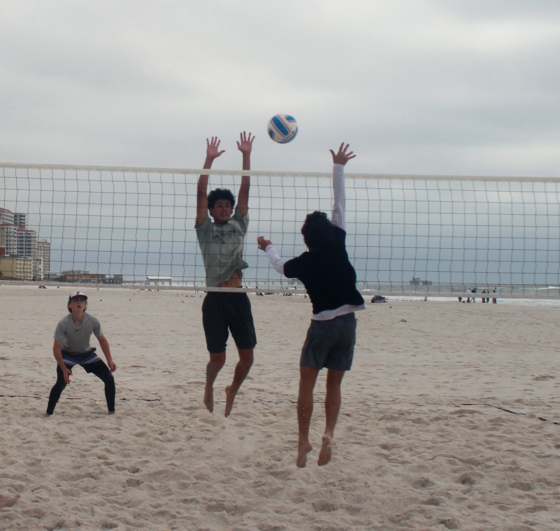 usavolleyball's tweet image. Scenes from the Gulf Coast Fall Beach Classic BNQ! Medalists qualified for the USA National Beach Tour Junior Championships. ❤️🏖️🏐

Full results at usav.bracketpal.com/tournament/147