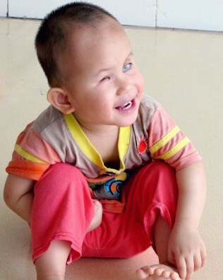 ReecesRainbow's tweet image. Kendall is a quiet girl, and she is close to her caretakers. She is ready and waiting to dance into her families heart. reecesrainbow.org/71187/kendall-2 #macc2020