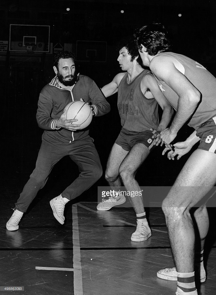 kgb_files's tweet photo. Fidel plays basketball with Krakow students, 1972 https://t.co/q9pyTqILBF