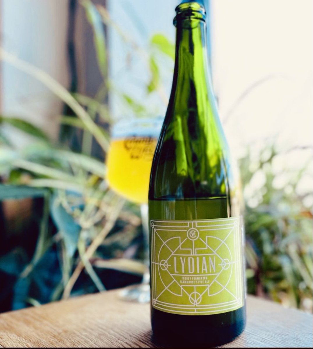 BrewingWeight's tweet photo. We're adding bottles of Lydian, our oak fermented/foeder conditioned mix fermentation farmhouse ale today! Wonderfully tart-medley of peach, lemon, oak, hay & funk intermingled in this drinkable 6% beer-750ml/$12
#CounterWeightBrewingCo
#Lydian
#OakFermented
#FoederConditioned https://t.co/Ur4tHsNJAj