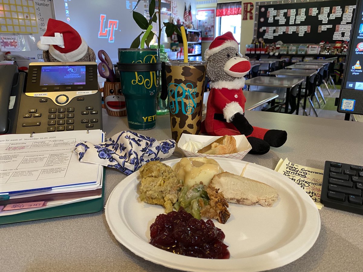 Thank you Mrs. Gloria for a wonderful staff lunch today. ⁦<a href="/lwepto/">LWE PTO</a>⁩  ⁦<a href="/ltisdschools/">ltisdschools</a>⁩