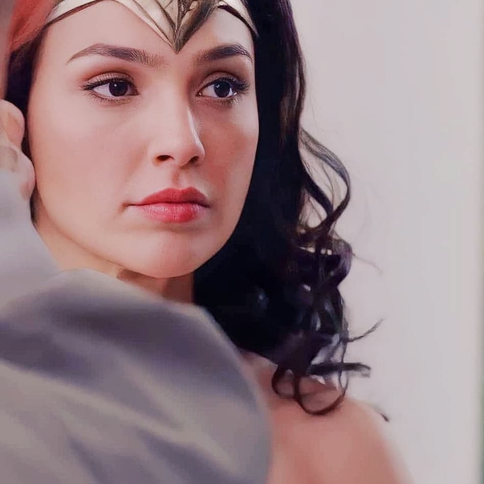 dctvcinema's tweet photo. ❤ @GalGadot #WonderWoman1984 ✨ https://t.co/9Cl7W0uYob
