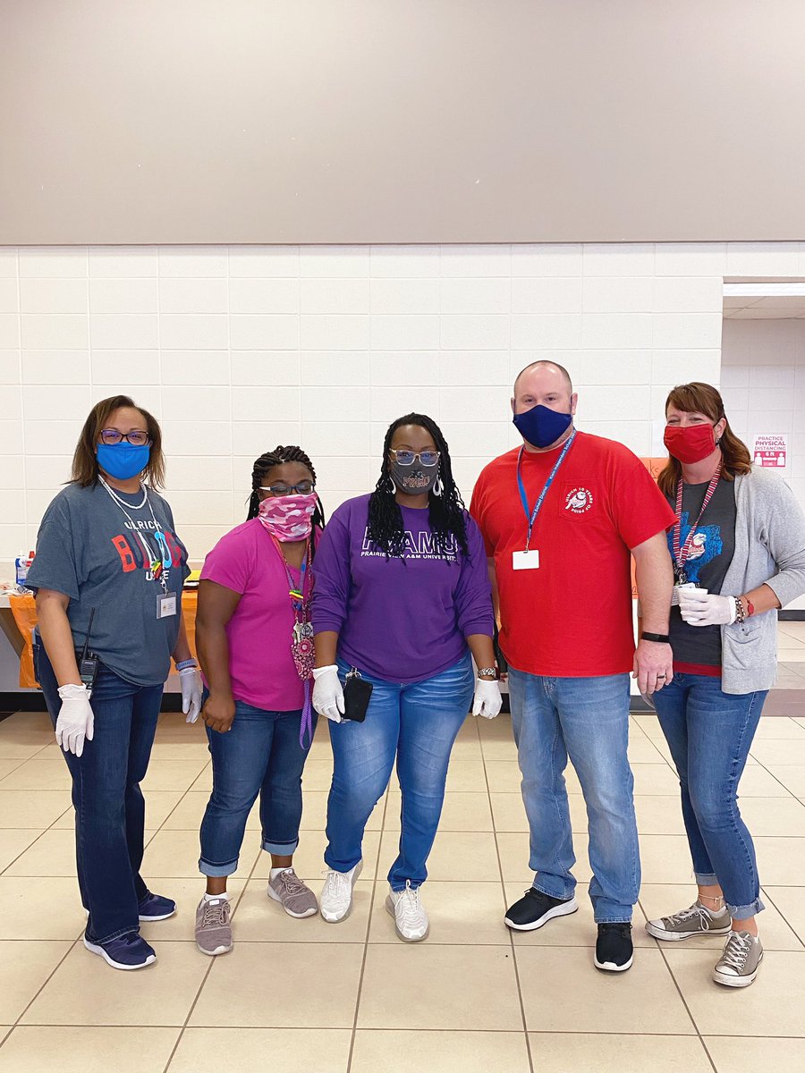 desireerl78's tweet image. Pie for breakfast? Why not!😉 Encouraging our students to try new things while generalizing their “Social Skills”! Thx @HEB for donating Pies to our students! We appreciate you! @UlrichKISD #TeamPASS #MakingConnection @kathyar42