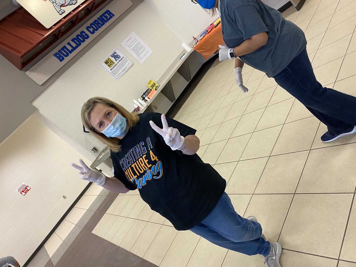 desireerl78's tweet image. Pie for breakfast? Why not!😉 Encouraging our students to try new things while generalizing their “Social Skills”! Thx @HEB for donating Pies to our students! We appreciate you! @UlrichKISD #TeamPASS #MakingConnection @kathyar42