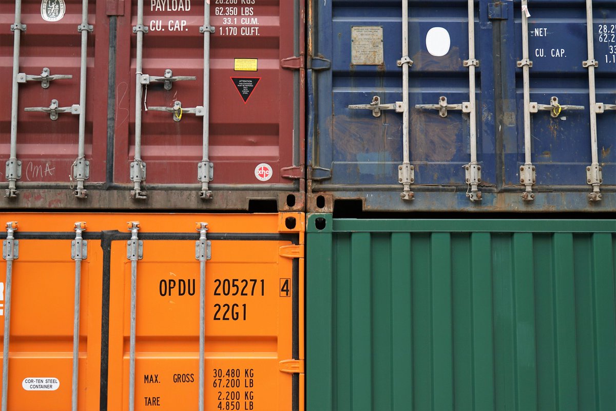 Adrian_Nikolaus's tweet photo. Durch das #RCEP-Freihandelsabkommen wird der Schwerpunkt der #Weltwirtschaft weiter nach Osten verschoben. Vor allem für #China bedeutet das Abkommen, dass es seinen wirtschaftlichen Einfluss weiter ausbauen wird, kommentiert Sven Schubert von @Vontobel_AM https://t.co/r8yrM1V7A2 https://t.co/EwHgpYT26o