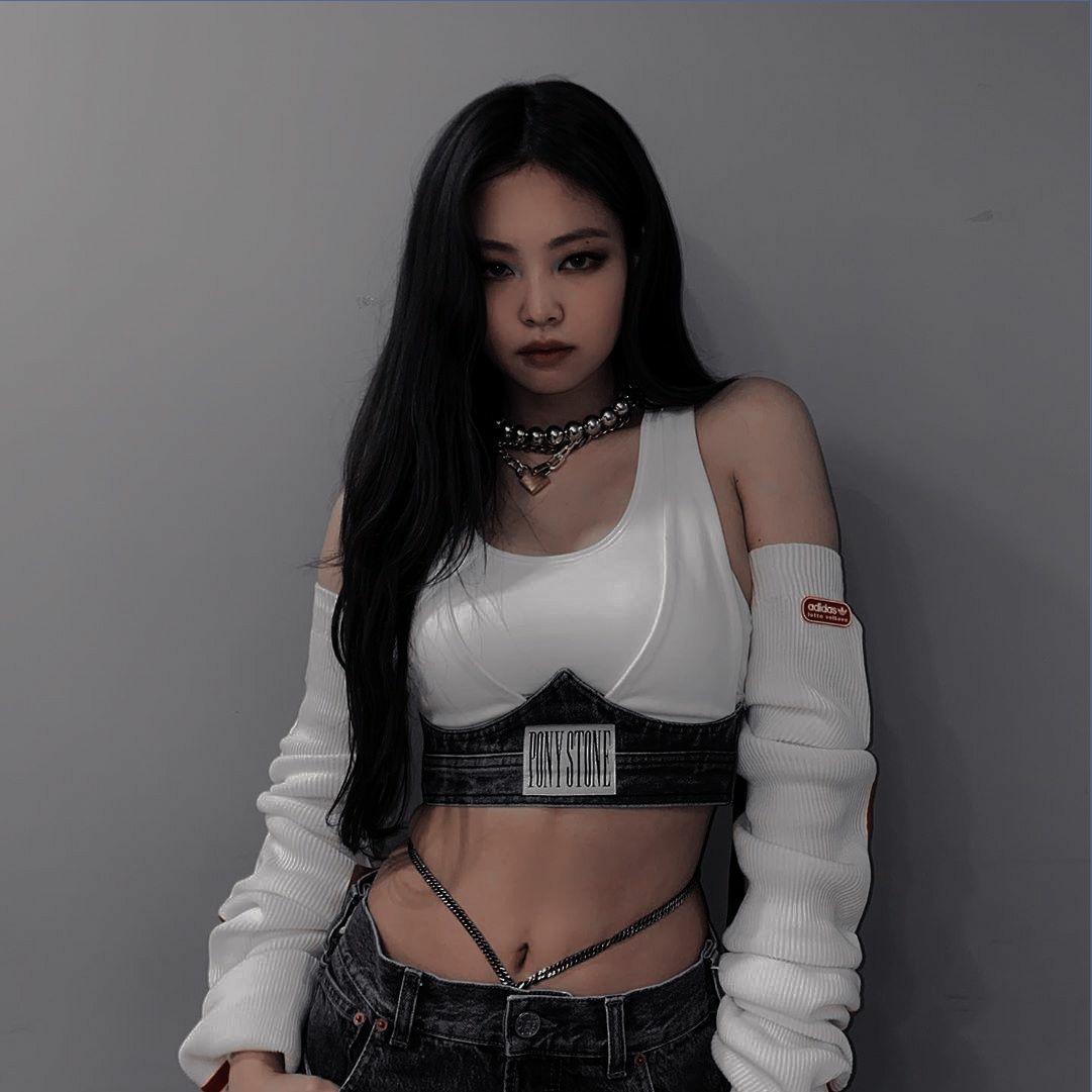 `𝐣𝐨𝐥𝐚𝐚 tweet media