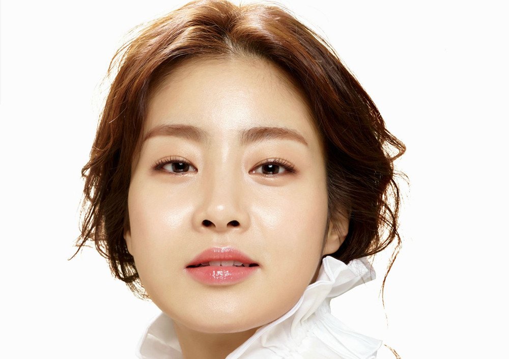 CelebParenting's tweet photo. #KangSora  will become a mother. Congratulation Kang So-ra... https://t.co/7BjARR7UOE https://t.co/gGlsapYOb7