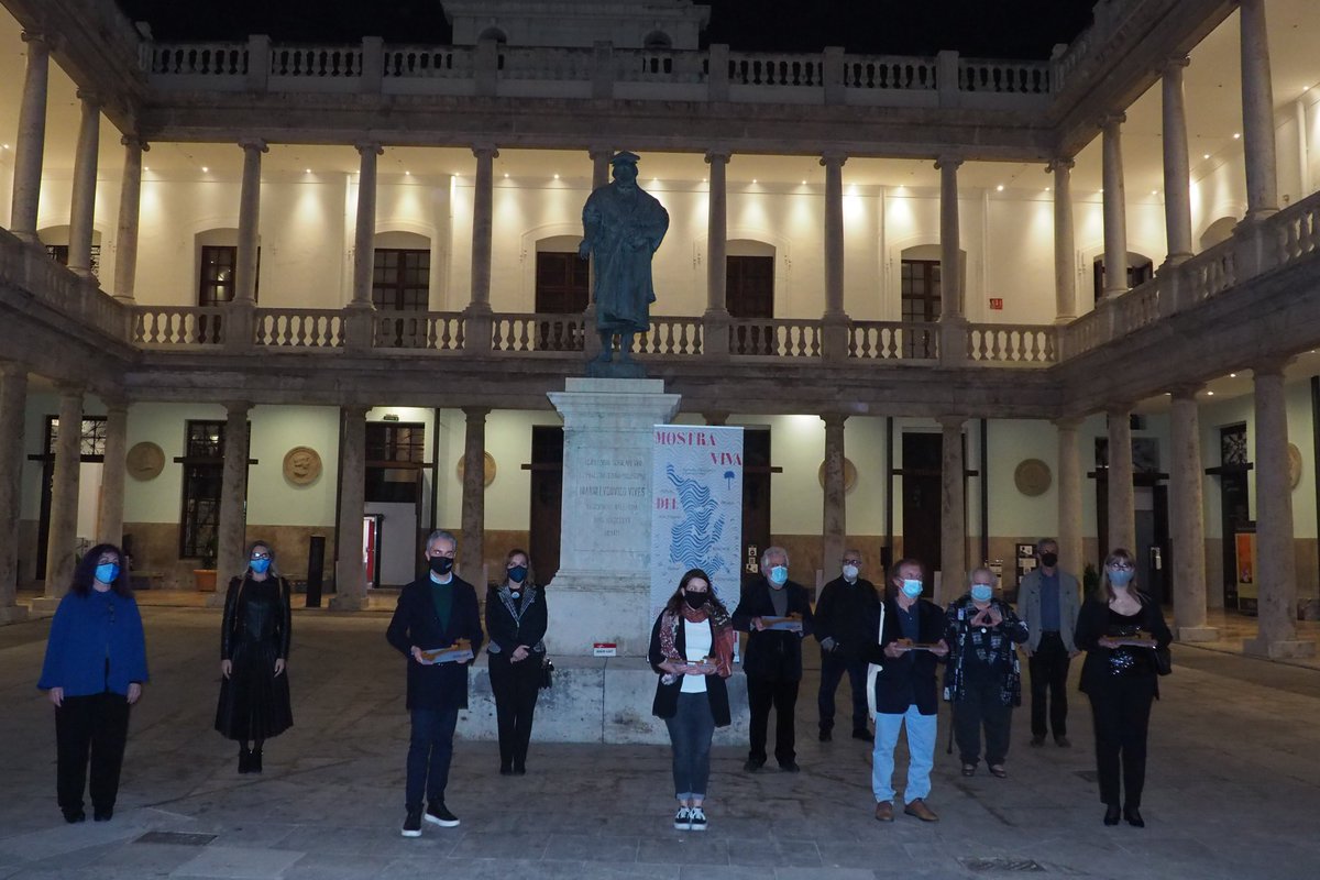 centredelcarme's tweet photo. ⚡️ Seguirem treballant per a posar al Centre del Carme al servei del sector cultural i de la ciutadania perquè siga una ferramenta de transformació social.⁣
⁣
#ccccLove #AgitacióCultura #CulturaSegura #CulturaAccessible https://t.co/fj6BmWqVd7
