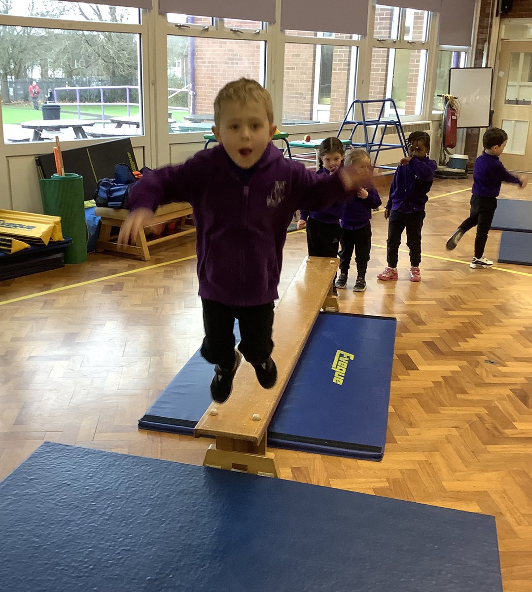 SJVsport's tweet photo. Some fantastic balancing by Reception this morning in P.E. ! #futuregymnasts @SJVsport @SJVlower @sjohnvianney https://t.co/LA7sdPKlLw