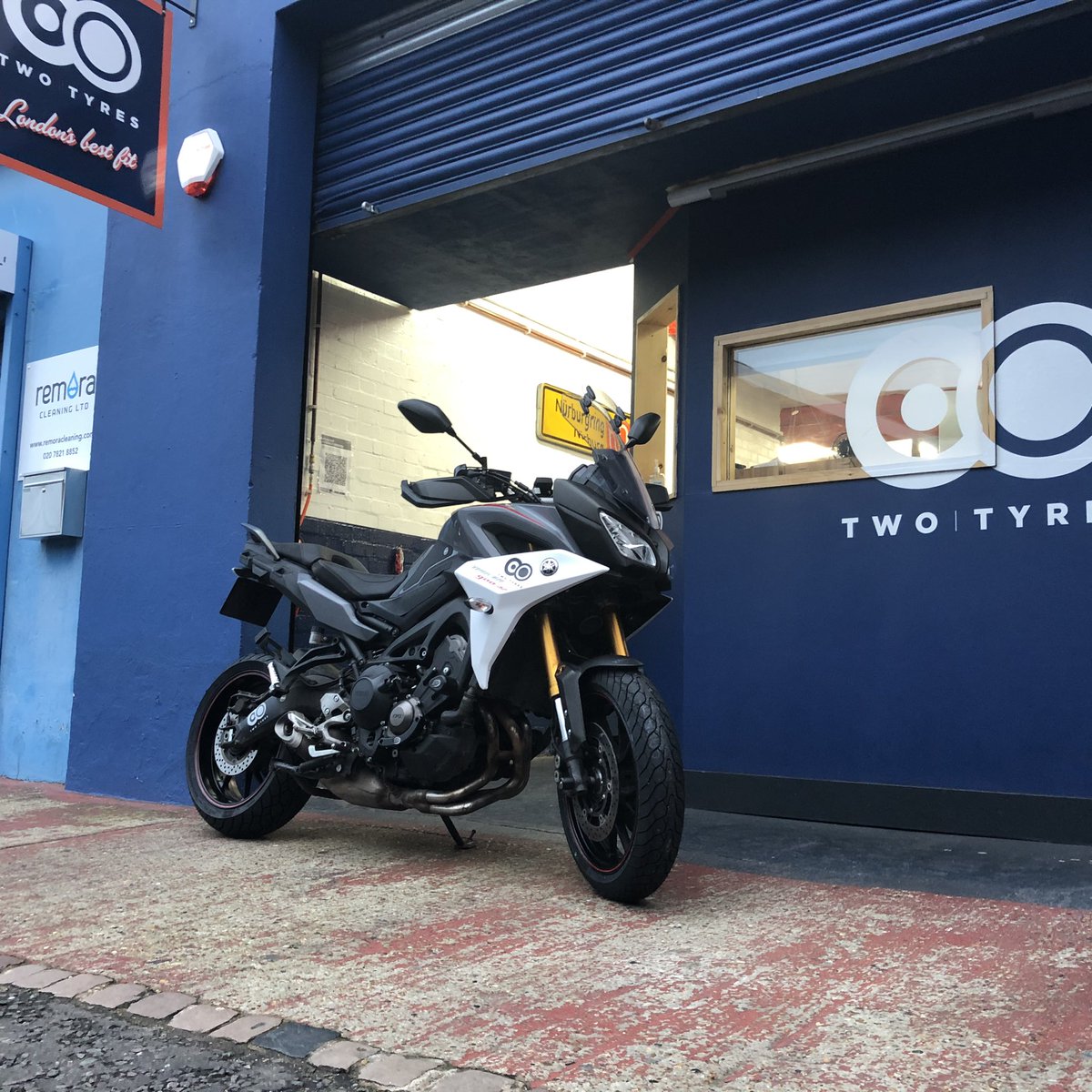 twotyrestwo's tweet photo. The Mutant felt like a race wet, shifting loads of water and feeling very safe (this whilst scrubbing the in!). I’ll be keeping a close eye on the wear rates and if it’s as good as Dunlop tell me these could be the perfect winter tyre choice. https://t.co/5Pw0Ts8Knl