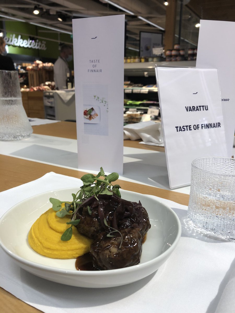 vb_karlson's tweet photo. Taste of Finnair annokset ovat nyt myös myynnissä täällä K-Supermarket Lasihytissä. Täällä on myös pop-up ravintola vielä huomiseen asti - suosittelen! #finnair #tasteoffinnair #finnairkitchen #kesko #ksupermarket https://t.co/mKdq8rgzUp