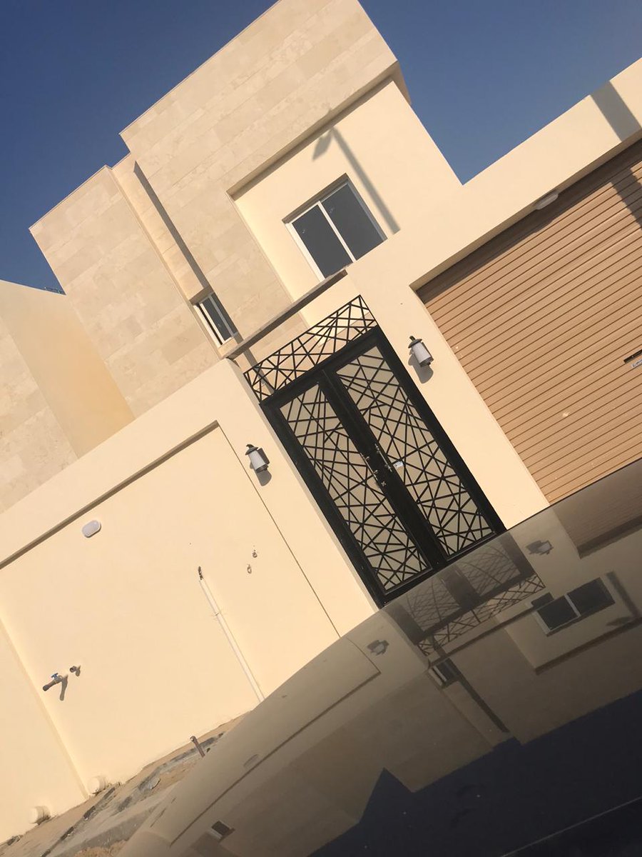 #عقارات_الشرقية 
فلل دبلكس مساحات 300م للبيع حي الضاحية