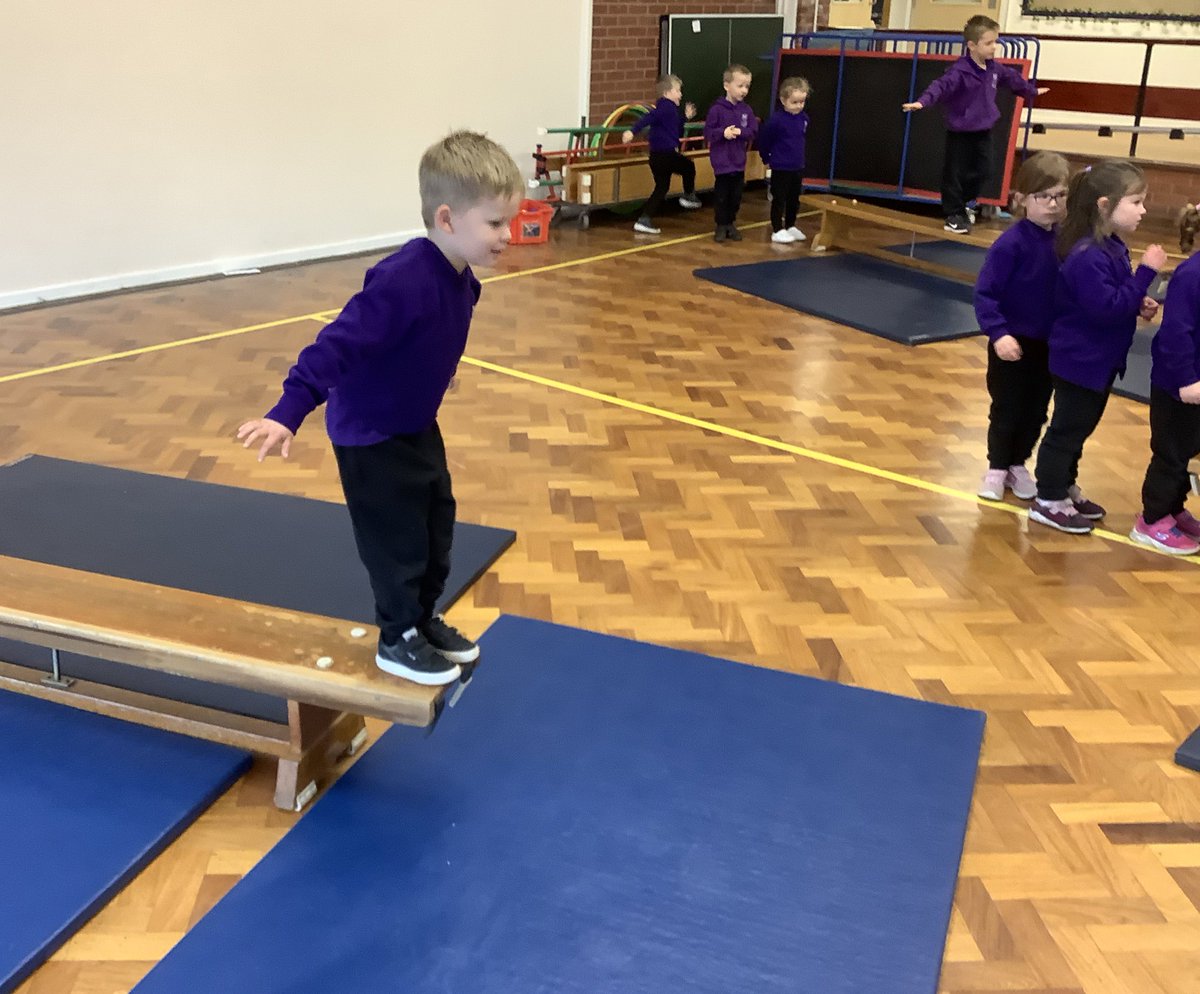 SJVsport's tweet photo. Some fantastic balancing by Reception class in P.E. this morning! #futuregymnasts @SJVEYFS @sjohnvianney @SJVsport @SGOCoventryWest https://t.co/Qrf4VslyXU