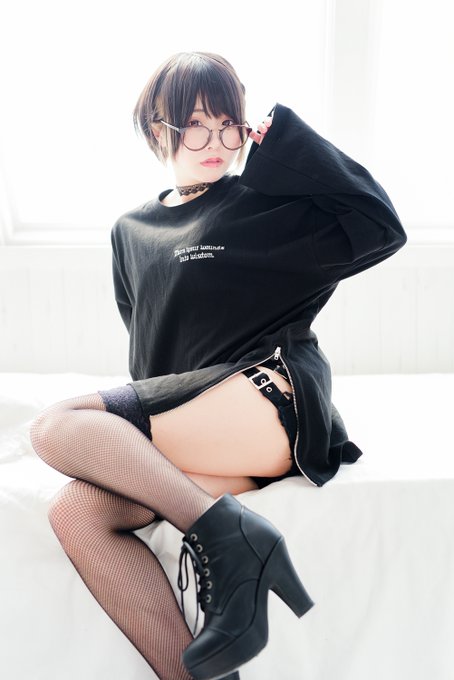 コスプレイヤーくろねこのTwitter画像31