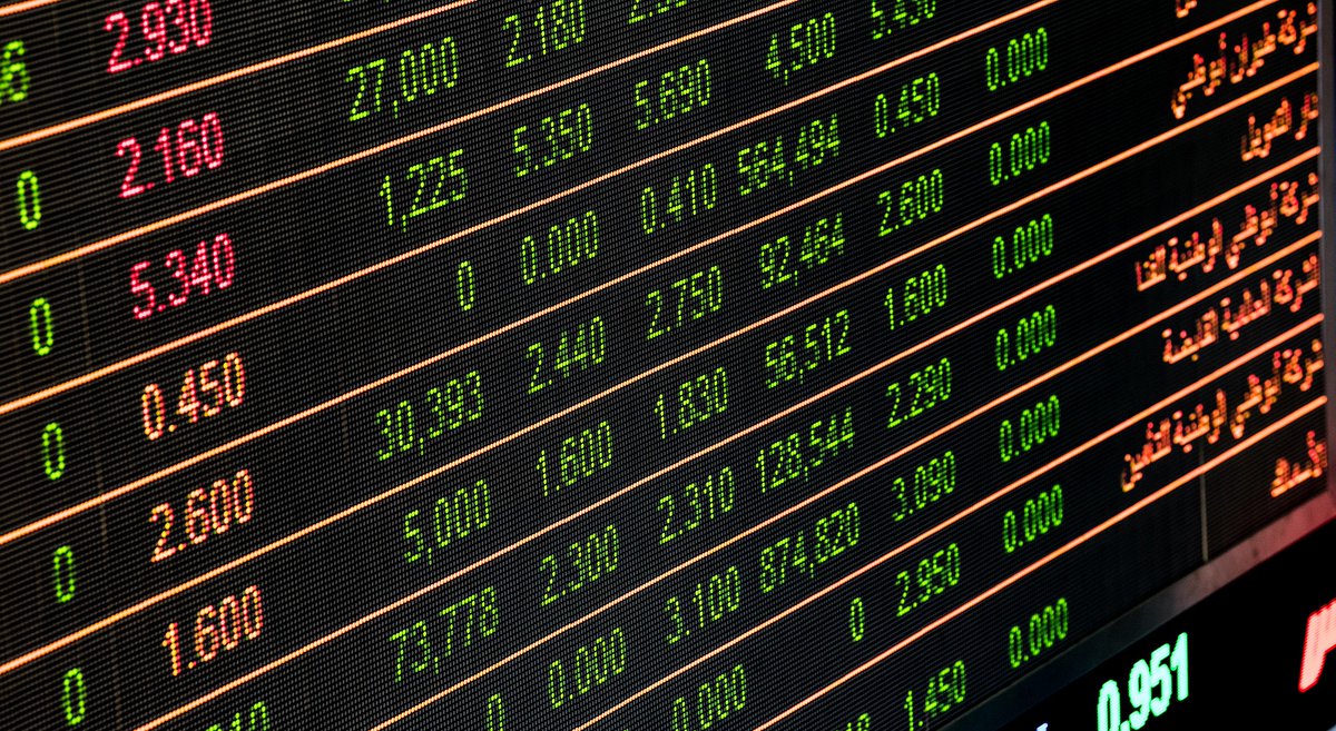 IowaAgRadio's tweet photo. #Corn is 4-5 cents higher and we are seeing double-digit gains on the #soybeans. @Dustin_IAAgBiz has a check of the overnight trade on #MarketMatters, brought to you by @SyngentaUS. #IowaAg https://t.co/DmsCE3PTvS https://t.co/kozP0pnLPd
