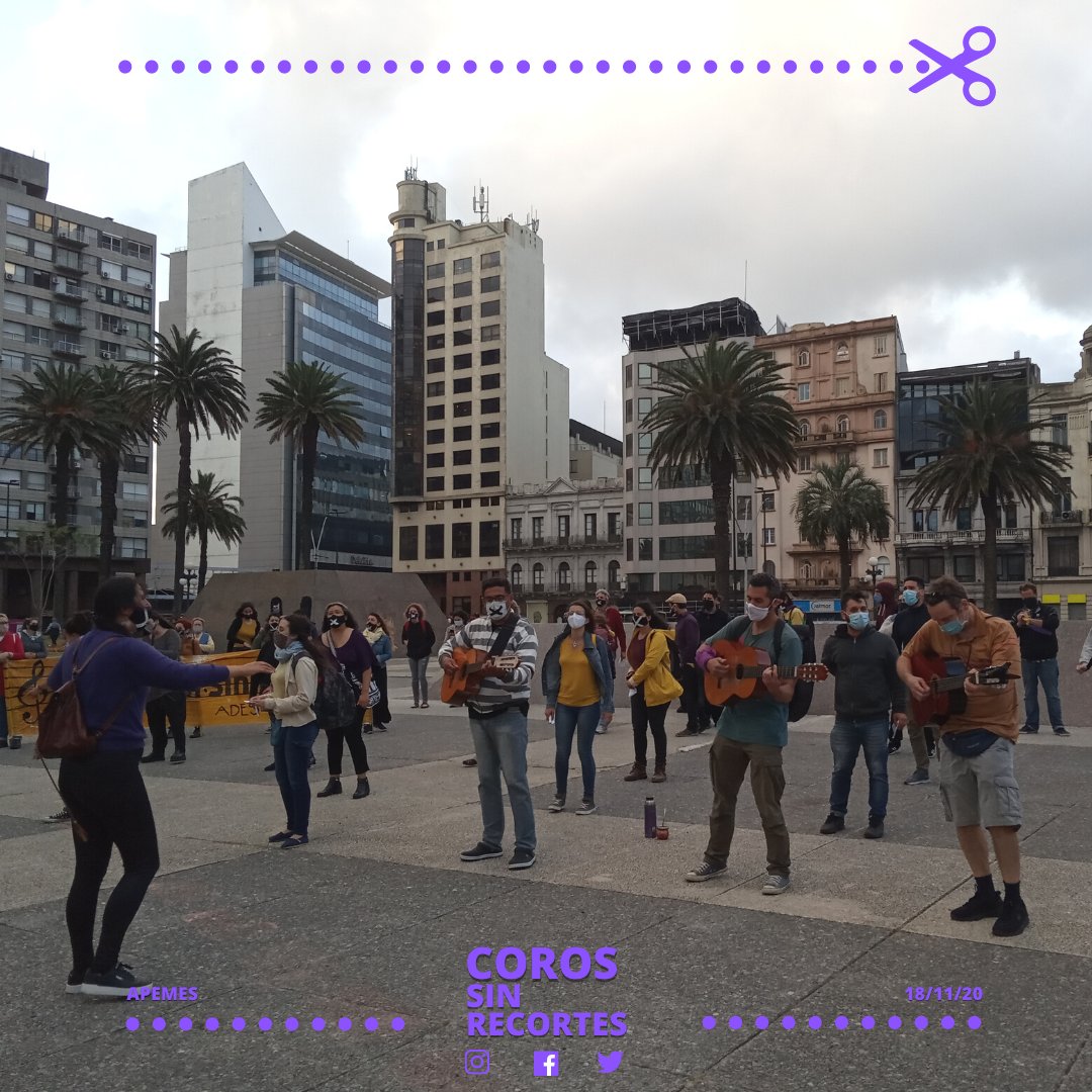 CorosSecundaria's tweet photo. Seguiremos reivindicando el canto colectivo y la música, piezas fundamentales en el desarrollo pleno de las y los adolescentes. 
Agradecemos profundamente a quienes nos acompañaron a cantar.
#CorosSinReCortes
#EducaciónSinReCortes https://t.co/6mKDCTgSCX