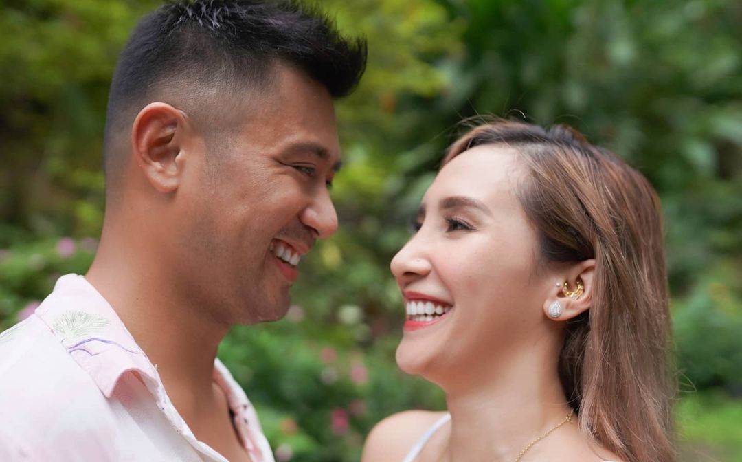 LOOK: Rocco Nacino and Melissa Gohing are Now Engaged!
https://t.co/el5uPlWSr9 https://t.co/aPDlXApsmF