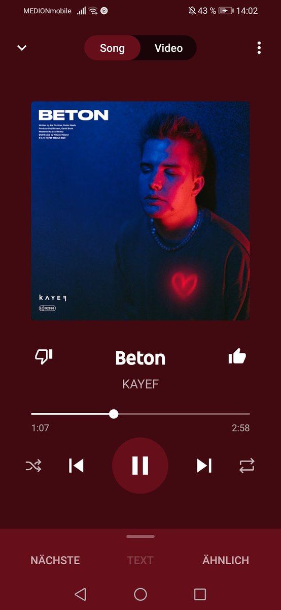 VkKoziol's tweet photo. Happy Birthday and Happy Release Day @kayefofficial ❤️🥳 https://t.co/U4kQcPiClv
