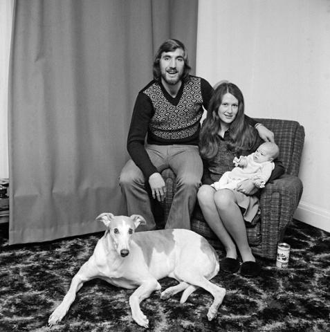 #8 - Billy BondsCan, dog, family all included....
