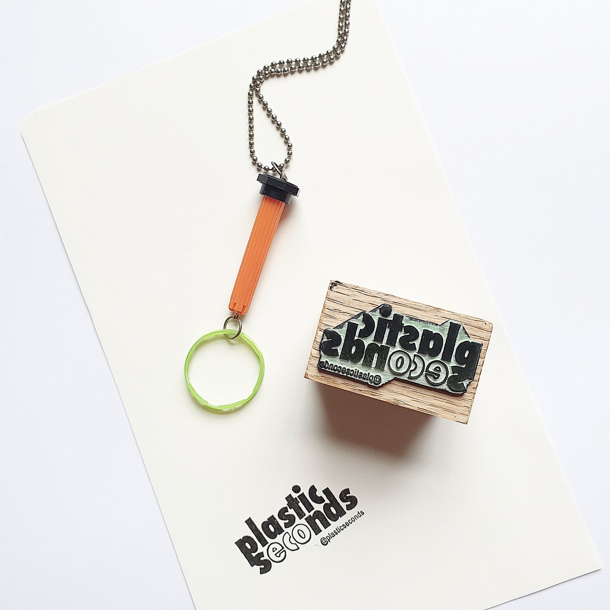 plasticseconds's tweet image. Really happy with my new eco-stamp from @GetStampeduk!
Get Stamped plant a tree per custom stamp and use environmentally sourced oak for the handles. 
The rubber they use is natural eco rubber. 
#getstamped #stamp #stamps #ecostamp #smallbusiness  #logodesign #jewellerydesign