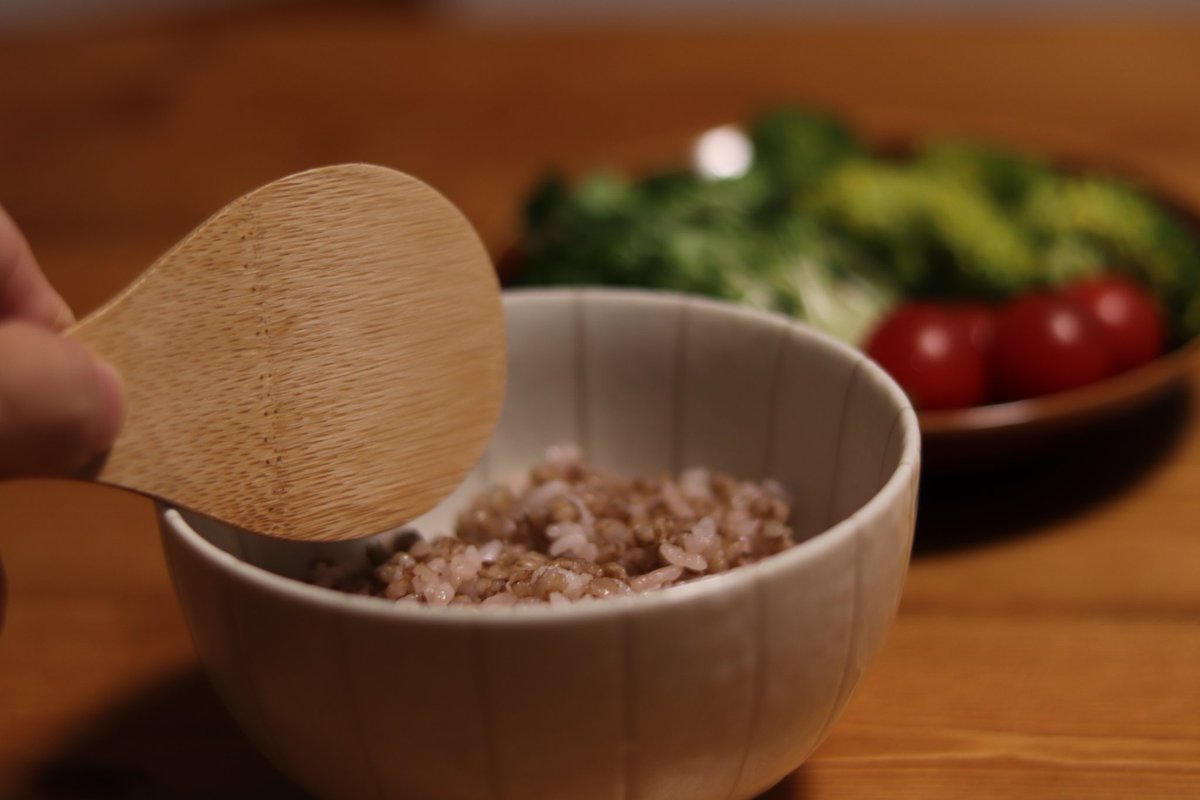 2DK寂しい系男子が作る
給料日の贅沢丼。
