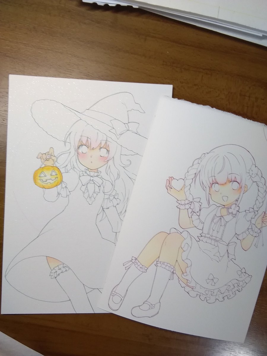 usamiwataru's tweet photo. 塗りかけもあるのだけれど…つい新しいの描いてしまう💦（もともとハロウィンはのんびり塗るつもりだったとはいえ放置しすぎた〜😅）
#透明水彩 https://t.co/FBLJlTf8zM