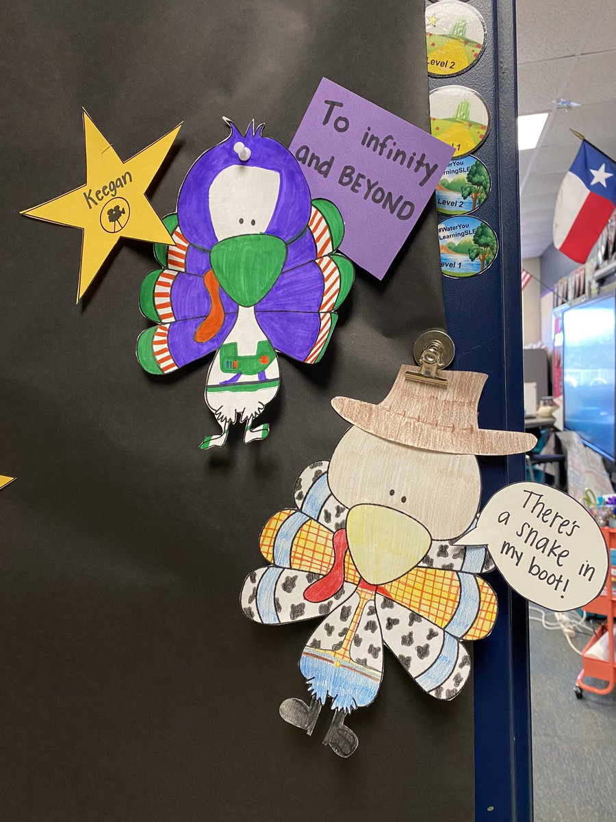 SLEcontreras's tweet photo. You’ve got a friend in us here in 5th grade dual! @mrs_flanaganSLE #ThankfulForSLE #ExperienceSLE https://t.co/4Jf8ketycE
