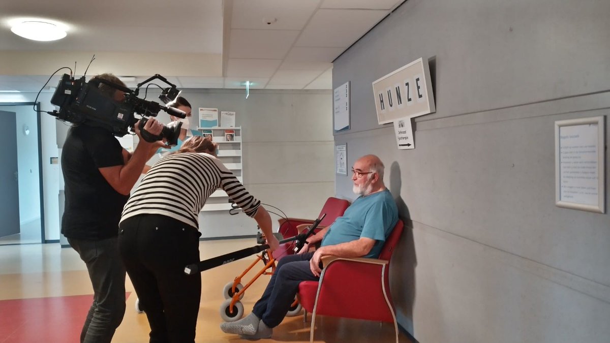 Treantzorg's tweet photo. Indrukwekkende verhalen van collega's en patiënten over coronazorg binnen Treant.

📺 Morgen op TV Drenthe: een documentaire met een inkijk op de Spoedeisende Hulp, de Intensive Care en de coronaverpleegafdelingen van ziekenhuislocatie Scheper en woonzorgcentrum De Horst in Emmen https://t.co/wgG64xk8fl