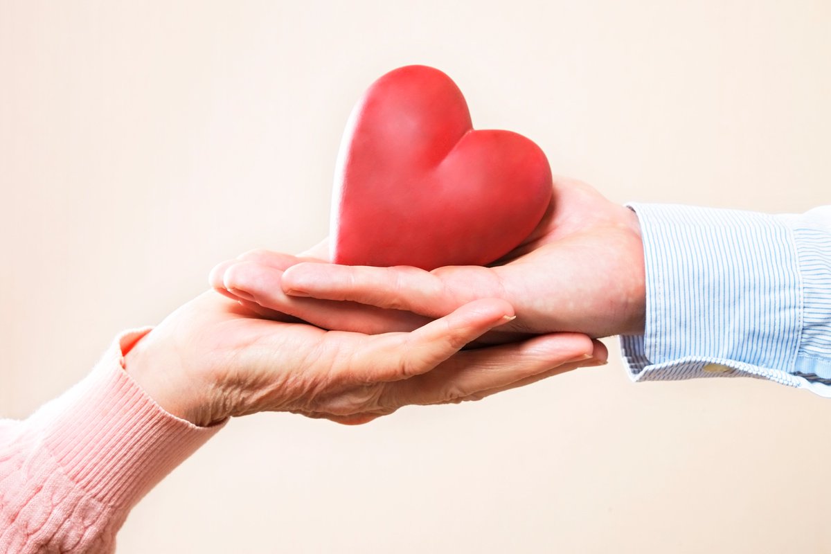 Deze week overhandigde Welzijn Teylingen de laatste Mantelzorgcomplimenten van dit jaar. Respect voor de mantelzorgers! #mantelzorg #teylingen 
welzijnteylingen.nl/paginas/lees/1…