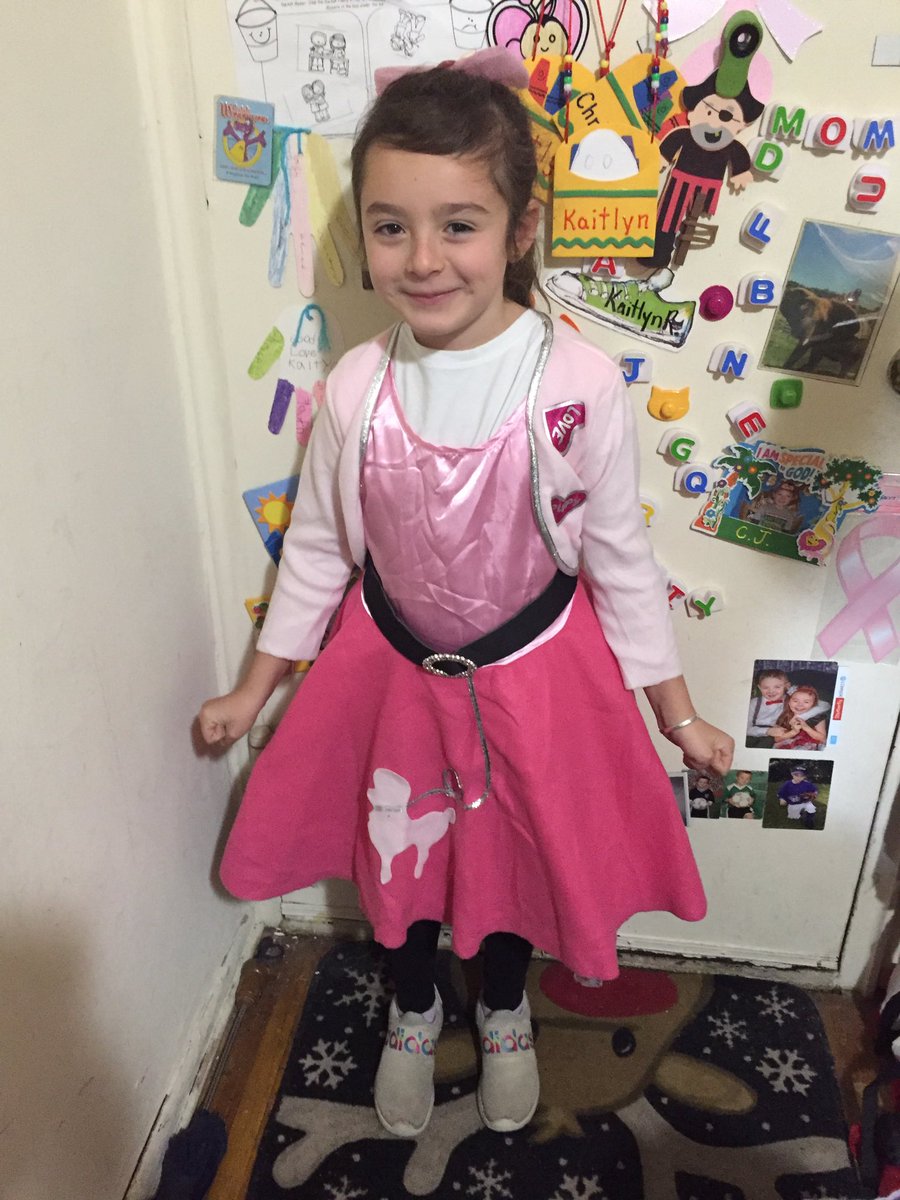 All ready for Meadow Drive’s Sock hop for the 50th day of school. @MeadowDrMineola <a href="/MeadowDrPTA/">MeadowDrivePTA</a>