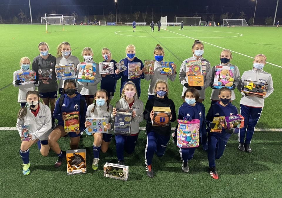ejtommo's tweet photo. Thank you 08 and 07 ECNL girls and our amazing managers for organizing another great community service event. Each player donated a toy for  @ToysForTots_USA #giveback https://t.co/dcPfv3CO98