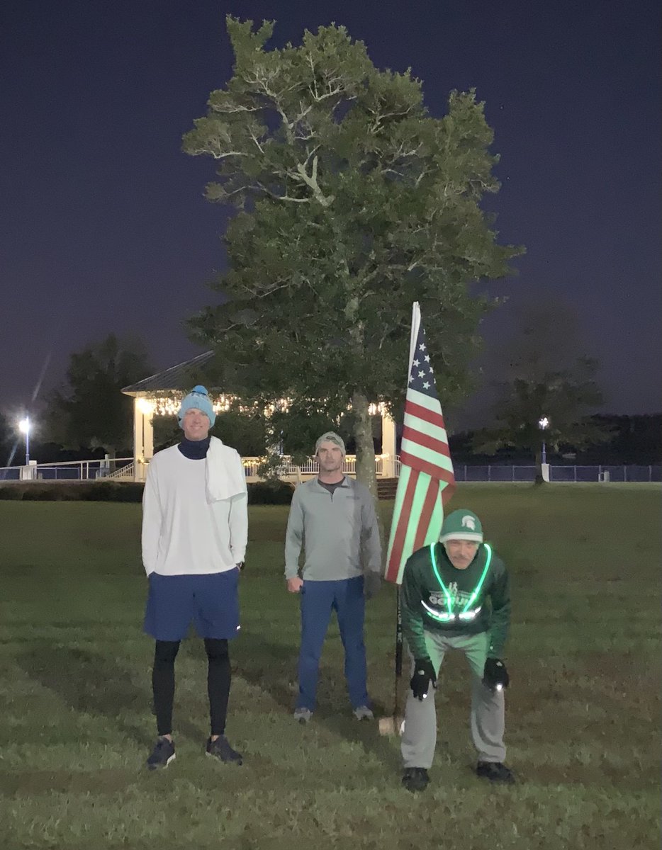 Cadmus126's tweet photo. 3 @F3WashingtonNC PAX got up and got better this morning with a few miles at #RunForgiven with a trip to The Park. The awesome sunrise was an added bonus to start the day off right. #nothingforgranted https://t.co/V8DnDapQ08
