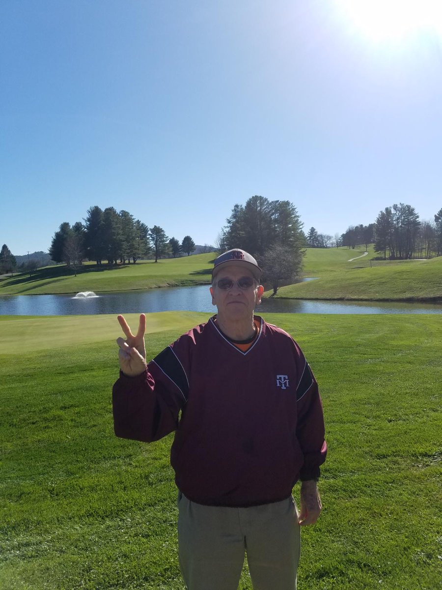 GCPSMaroonTide's tweet photo. Coach Spangler showing off his Maroon Tide Pride! #MTpride https://t.co/AwF92zpAY3