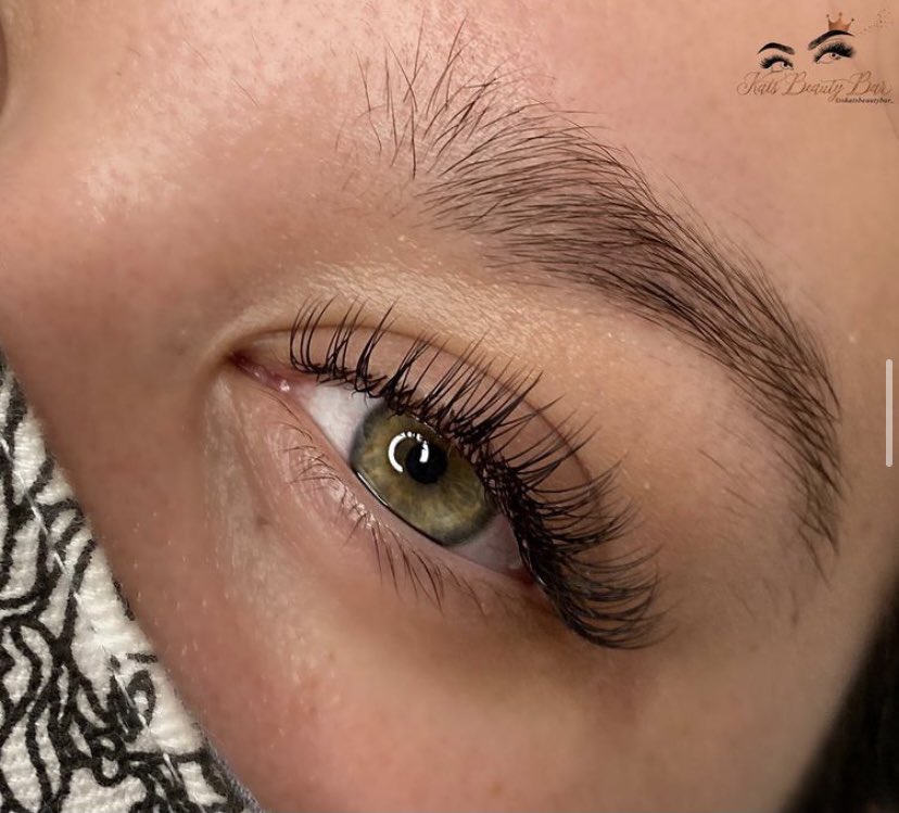 katherinerose_1's tweet photo. Kats Beauty Bar is here for all your lash needs! Check out our IG: katsbeautybar_ for more information. Any support given is truly appreciated ❣️ https://t.co/5fkC4Cv2RK