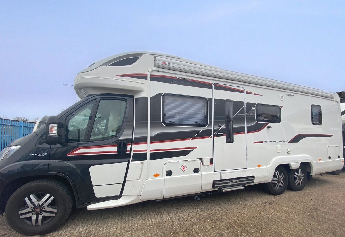 Coachbuilt tweet media