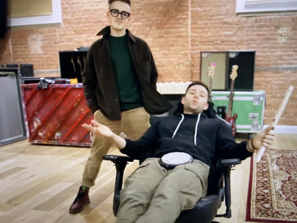 I somewhat enjoyed the most socially perfectly awkward live stream from <a href="/mcflymusic/">mcfly</a> 

Not entirely sure what I just watched.

#mta #McFlyTotalAccess