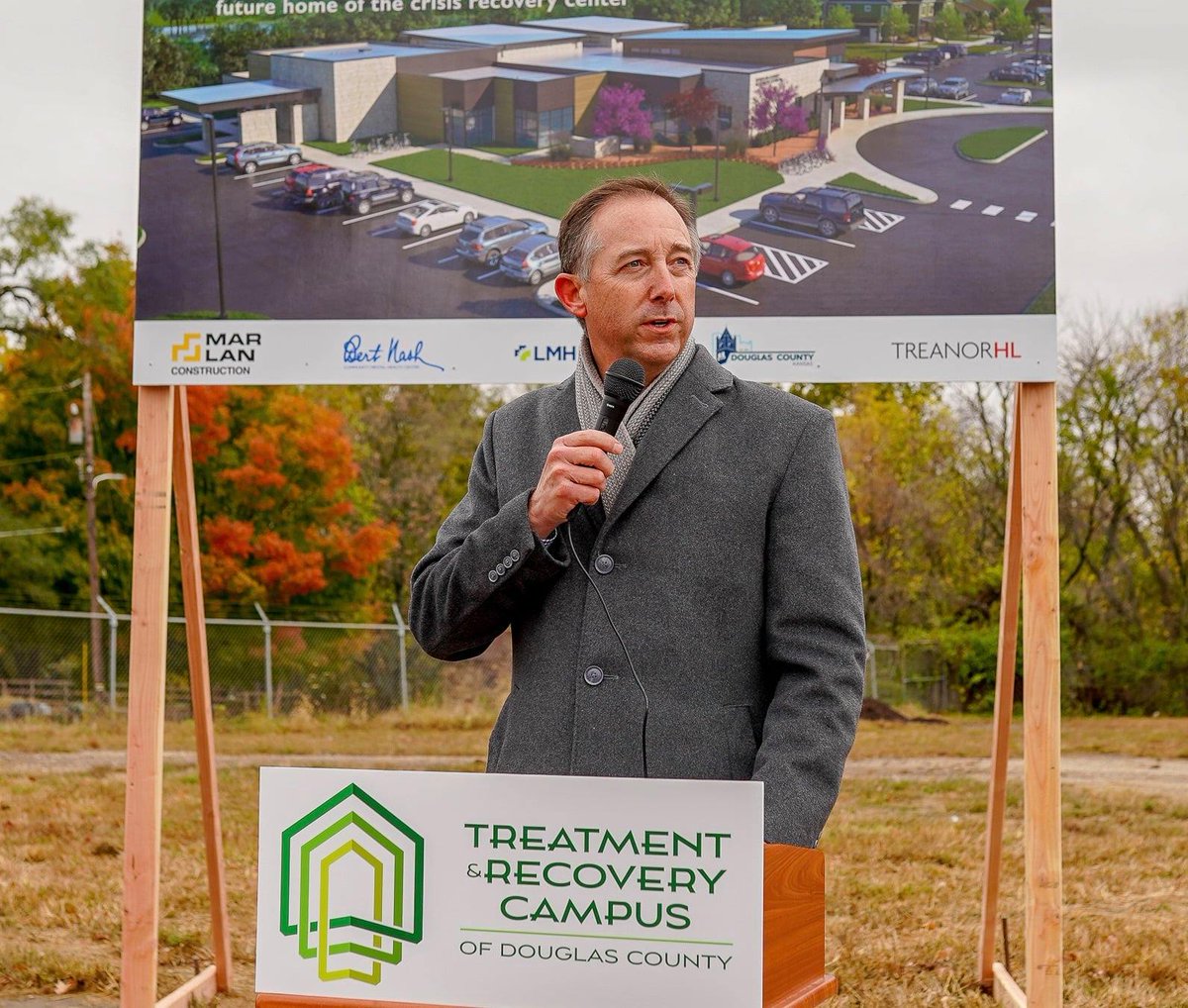 Tune into Hank Booth's <a href="/1320KLWN/">KLWN</a> show at 8:10 this morning (Nov. 20) to hear about Transitions! Our Director of Behavioral Health Projects Bob Tryanski and @bertnashcenter CEO Patrick Schmitz are today's guests!