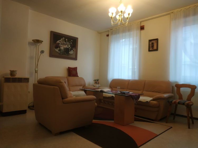 6 neue Objekte in #Augsburg und #Mühlheim an der Ruhr und #Hamburg - jetzt clever bewerben und nicht lange Schlange stehen.
faceyourbase.com/inserat/tolle-…