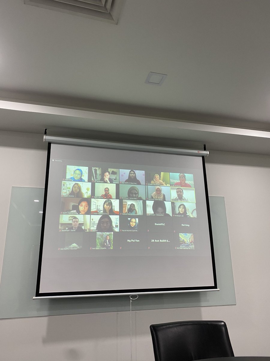 klbcylc's tweet photo. Volunteer Training Sessions for the KL Bar e-Moot Court Competition 2020 are being carried out today and tomorrow. They will be serving as Bailiffs and Time Keepers next weekend.

#KLBarEMoot2020 #volunteers #timekeeper #bailiff #mootcourt #mootcompetition #onlinehearing https://t.co/fng6u7W4OP