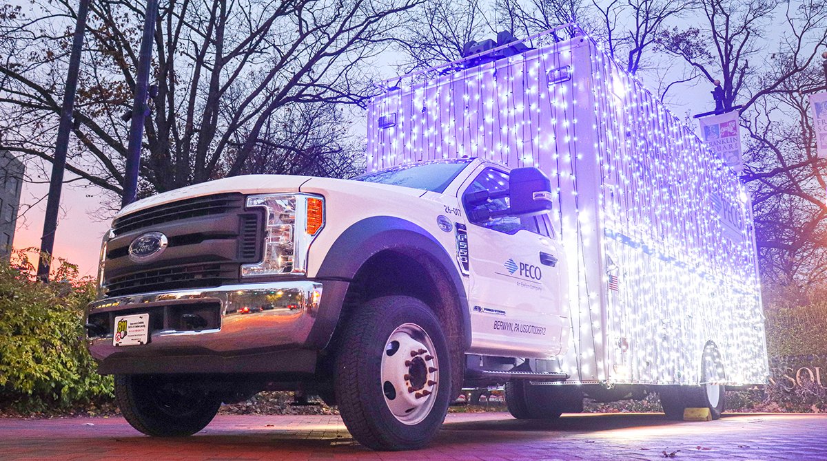 PECOconnect's tweet photo. Can we get a watt watt?! The #ElectricalSpectacle at @FranklinSqr is officially back with more lights than ever before.
Of course we had to show up in style — check out our PECO Mobile Command Center wrapped in LED lights! https://t.co/M1x450Dc6y