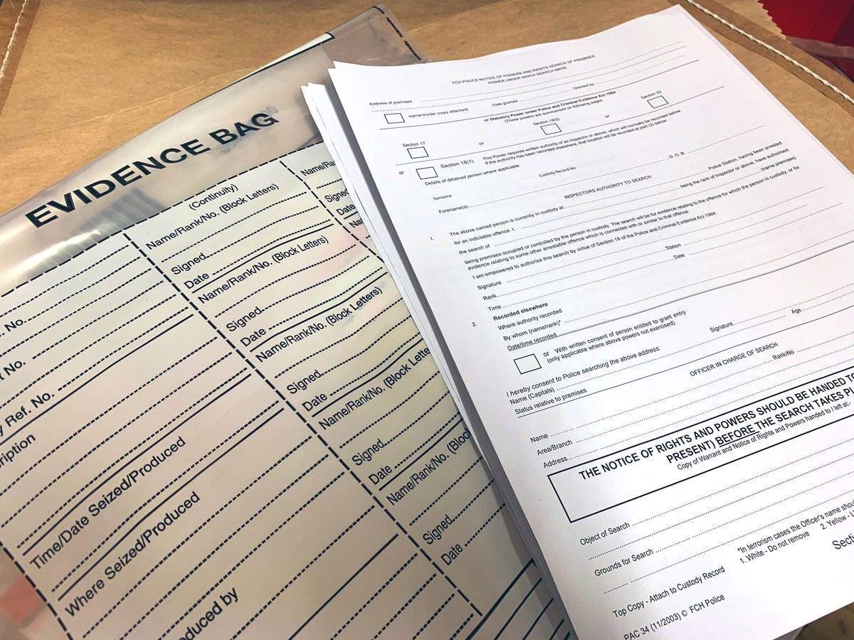 Jack James (@__jackjames) on Twitter photo What a great morning! 🤩 With help from my fellow <a href="/BscPolicing/">BSc (Hons) Professional Policing</a> lecturers, we held our premise search practical/ role play for 2nd year policing students in our ‘crime house facility’ (all Covid compliant)👮♂️👮
Some great efforts by students and sound powers of entry knowledge 👍 What a great morning! 🤩 With help from my fellow <a href="/BscPolicing/">BSc (Hons) Professional Policing</a> lecturers, we held our premise search practical/ role play for 2nd year policing students in our ‘crime house facility’ (all Covid compliant)👮♂️👮
Some great efforts by students and sound powers of entry knowledge 👍
